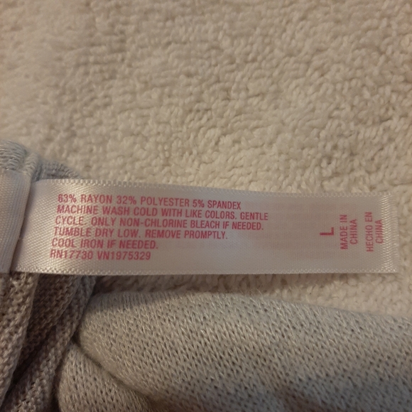 Xhilaration Pajama Top Womens Size Large Gray Pink Black Take Me Away Super Soft - Picture 4 of 9